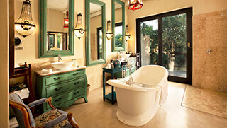 Bathroom of Africa House at Royal Malewane